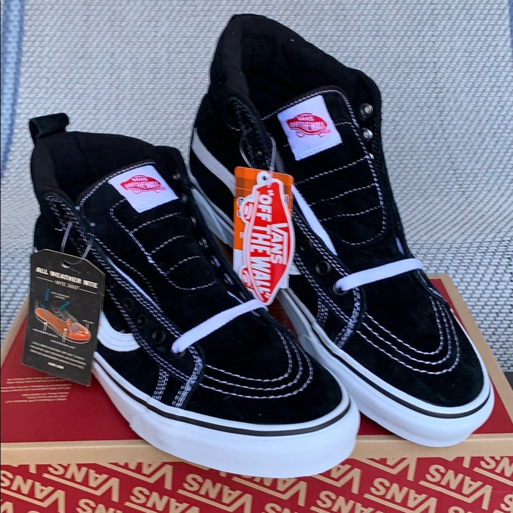 VANS SK8-Hi Mte Black/True White WMNS - Picture 4 of 16